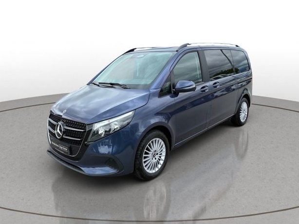 Mercedes-Benz V 220